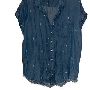 Thread & Supply Blue Star Print Button-up Chambray Frayed Hem Shirt Ladies Large